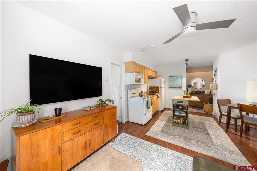 651 W Pacific Avenue 102A