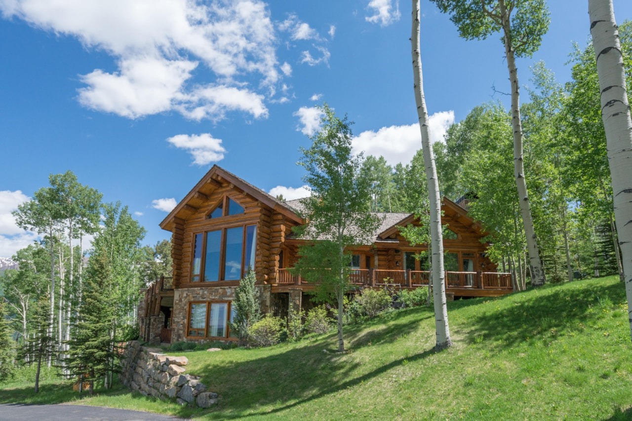 Luxury Living in Telluride: Stunning 121 Touchdown Dr, Mountain Village – Price Reduced!
