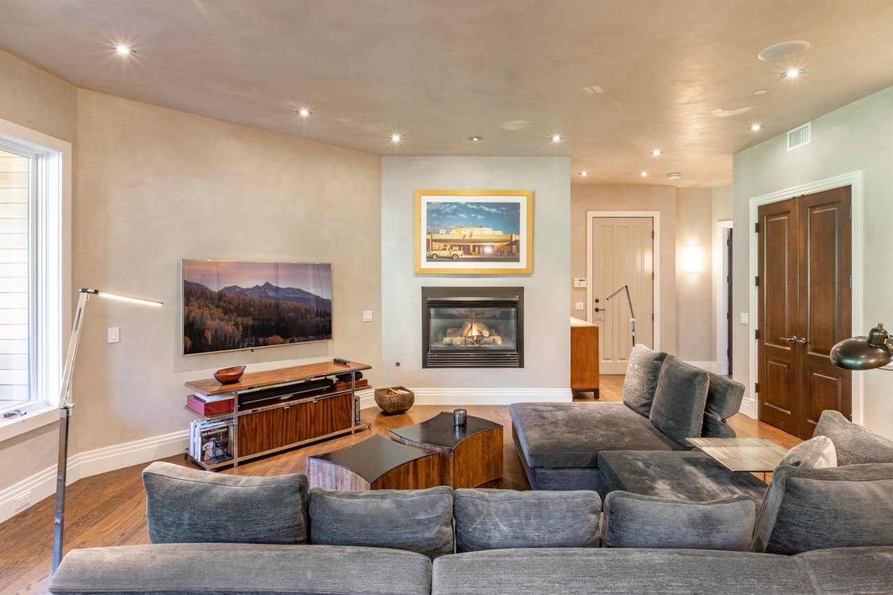 Recently Reduced Telluride Gem: a Premier Pied-à-Terre