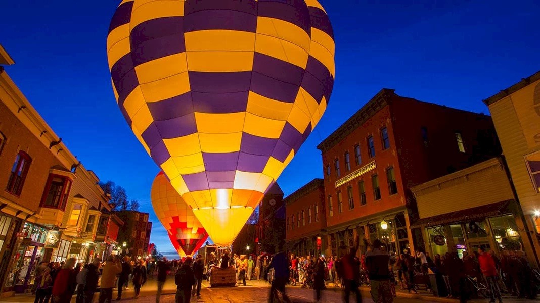 Soar Above the Clouds: Telluride Balloon Festival 2024 - Mountain Rose Realty — featured image